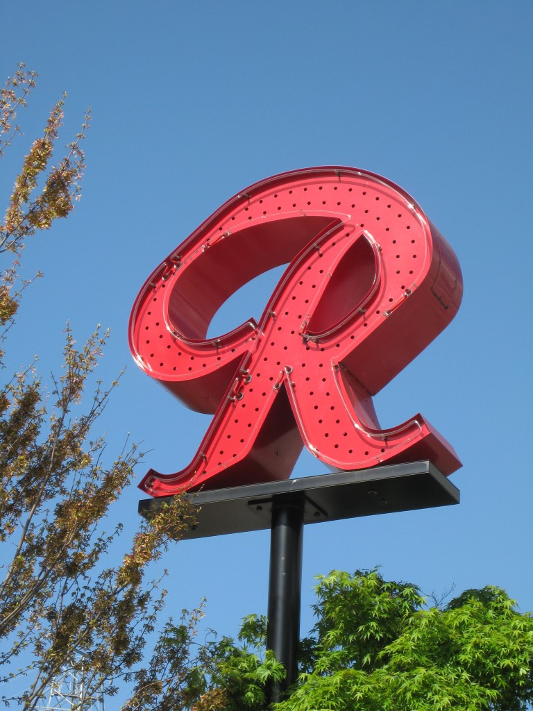 Huge red "R" fremont